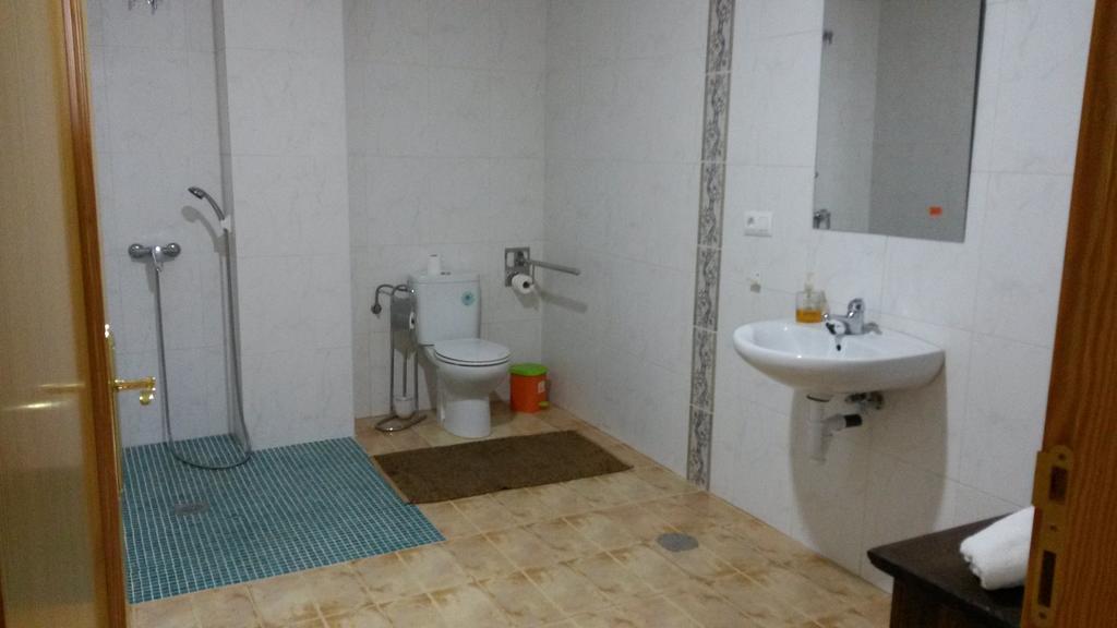 Hostal Virgen Del Pilar Baza Exterior foto